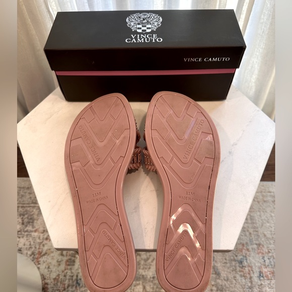 Vince Camuto Erindra blush cross band jelly flat slide sandals - Picture 6 of 8